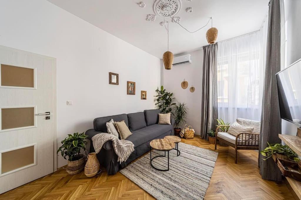 Apartament Bohohome 2 Next To The Main Street